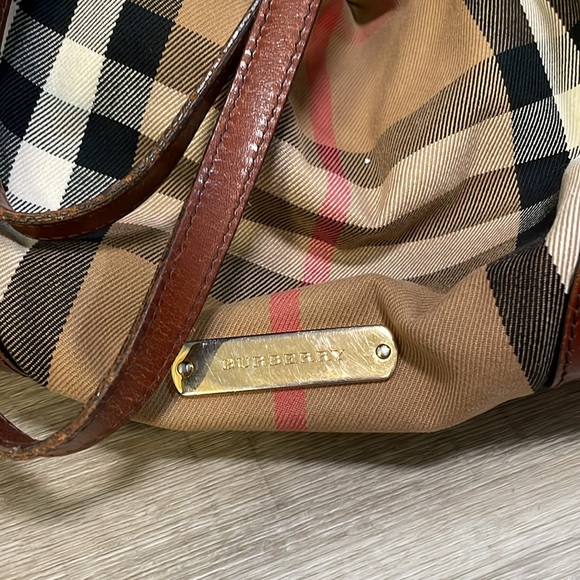 Burberry bag - Picture 8 of 8